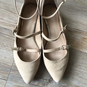 🏅HOST PICK🏅 Flats